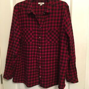 Red and Black Plaid Button-Up Flannel shirt XXL